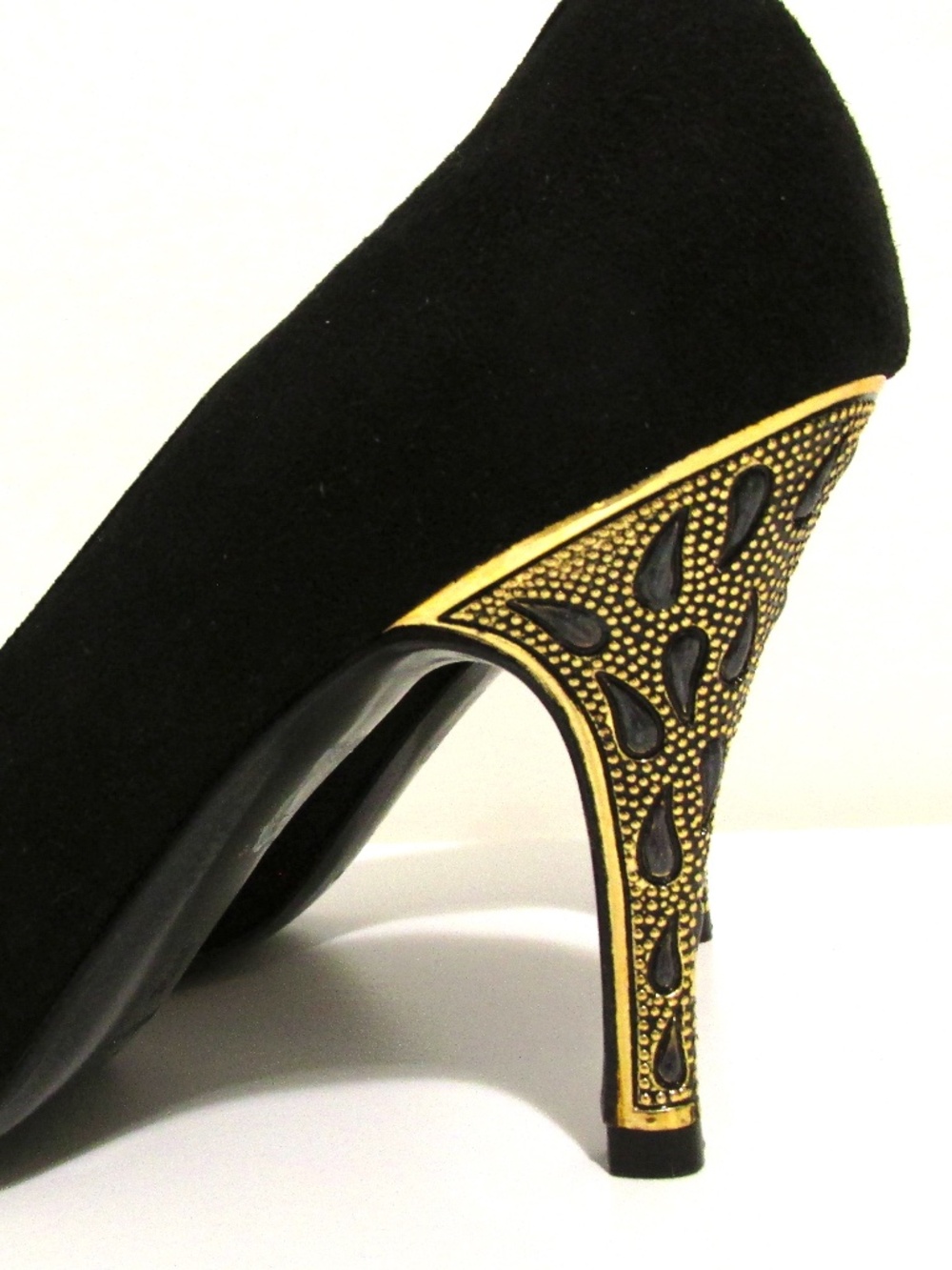 VTG Bruno Magli Black&Gold Evening Pumps, Size 36.5